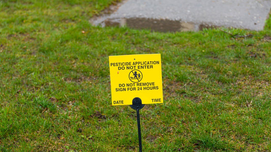 Disease Risk in Pets & Common Lawn Chemicals